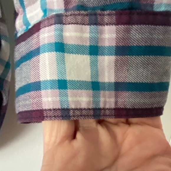 Eddie Bauer classic fit ladies button down plaid long sleeve shirt size S - Picture 6 of 10